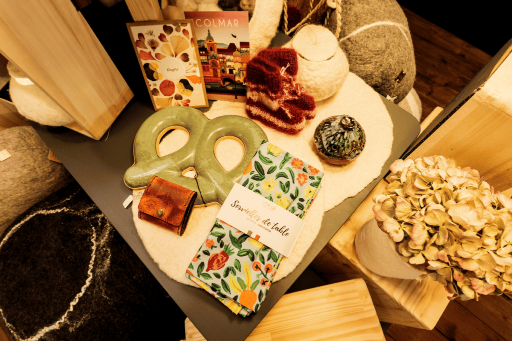 étales de produits artisanaux alsaciens en céramique